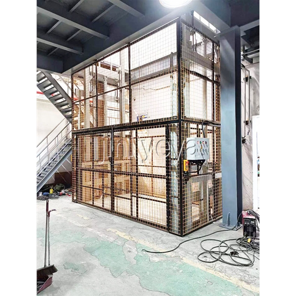 導軌式升降平臺