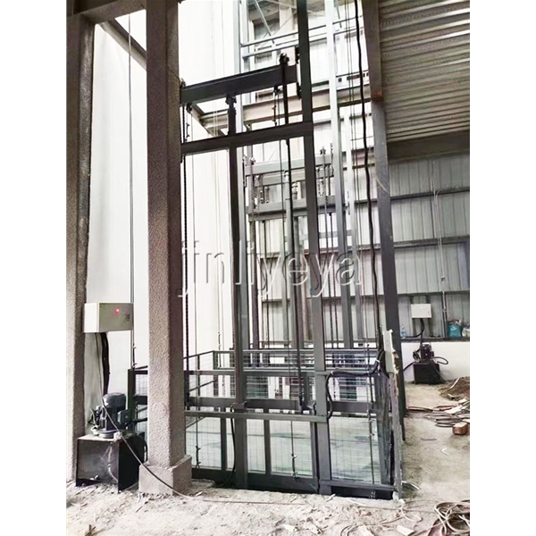 導軌式升降平臺